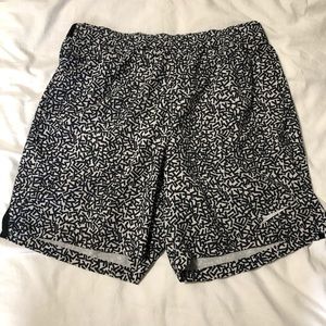 Men’s large Nike athletic shorts
